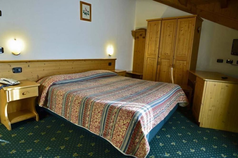 Alp Hotel Dolomiti Dimaro Extérieur photo