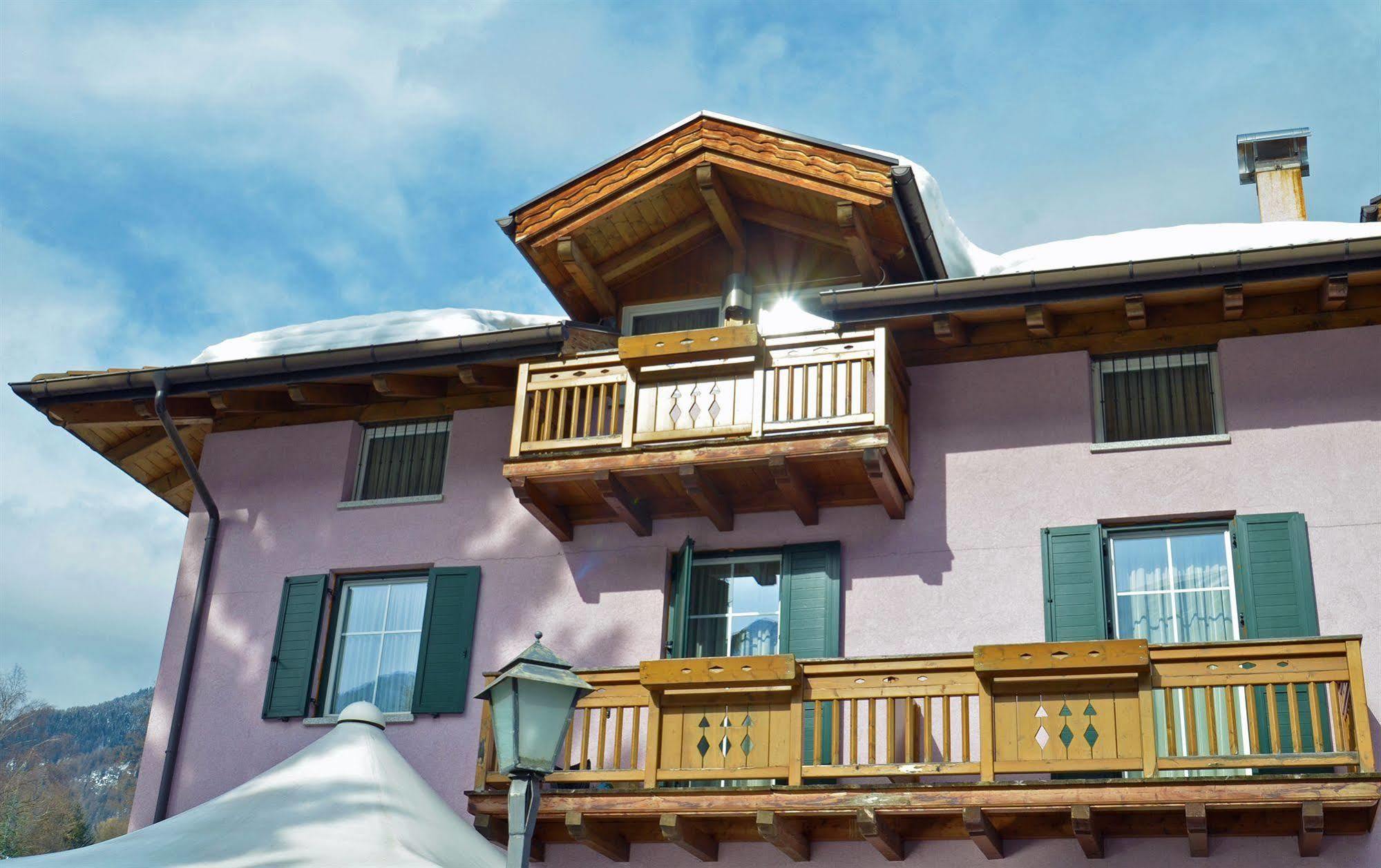Alp Hotel Dolomiti Dimaro Extérieur photo