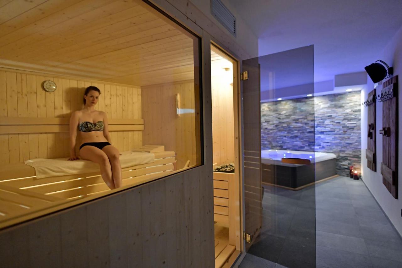 Alp Hotel Dolomiti Dimaro Extérieur photo